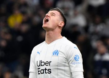 Amid Milan links, Thauvin has officially lost his starter status at Marseille