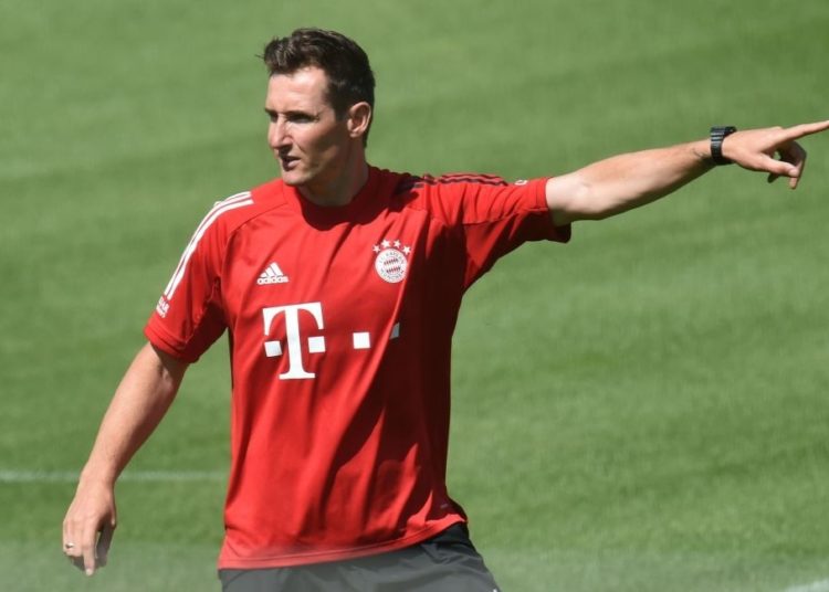 Miroslav Klose, an internship with Pioli at Milanello