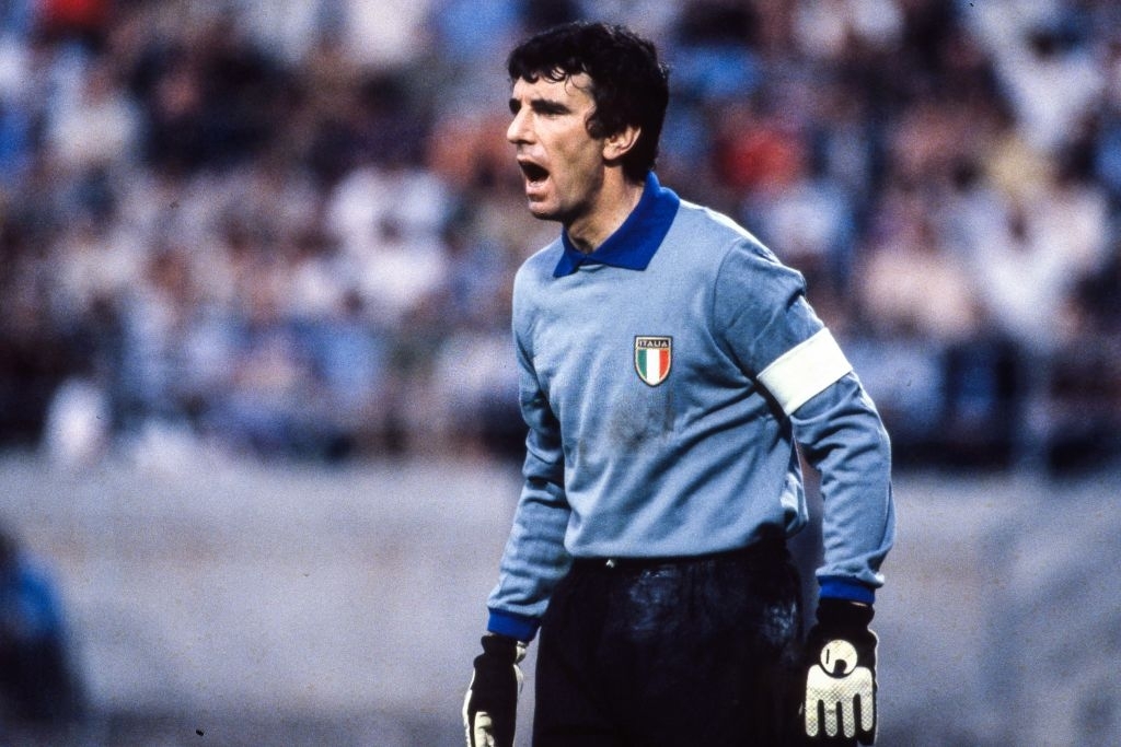 Dino Zoff: The footballer with 5 Clean Sheets in Euro Cup history  | SportzPoint.com