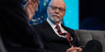 Elliott management owner Paul Singer