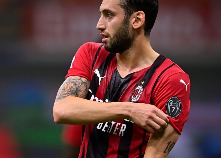 SportMediaset: Calhanoglu moving towards farewell with Milan