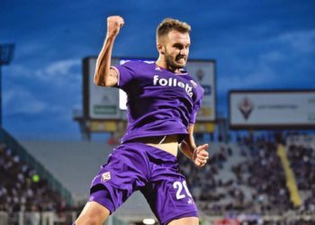FV: Pezzella could be on the move, Milan monitor the situation