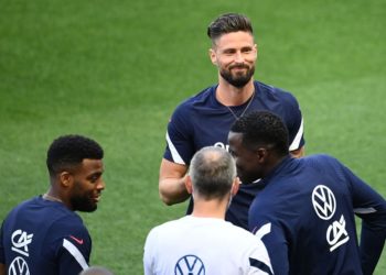 Gazzetta: The reason why Giroud would be perfect for Milan coach Pioli