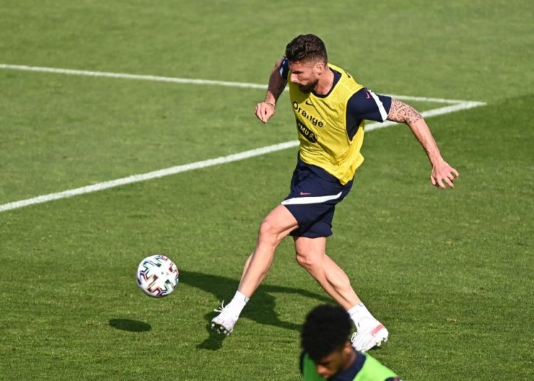 Gazzetta: Here is when the deal of Giroud will happen – 50% discount on taxes for the player in case of his arrival to Italy