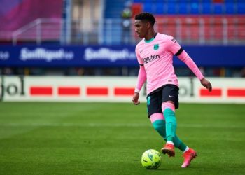 Tuttosport: Milan keep contacts alive over possible transfer of Barcelona fullback Junior Firpo