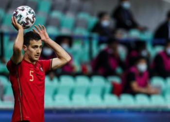 Dalot: “I was at the restaurant and I received a call from Portugal. It was a special moment”