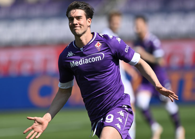 TMW: Fiorentina sets an expensive price tag on Dusan Vlahovic
