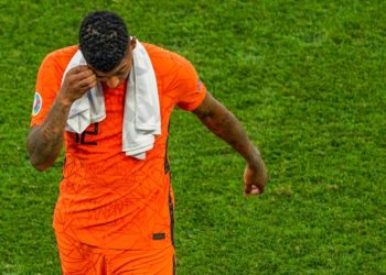 FcIN: AC Milan, Inter and Lazio in race to sign Dutch free agent left-back Van Aanholt