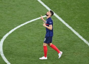 Tuttosport: Giroud will not be just a bench player, but he will be a co-starter