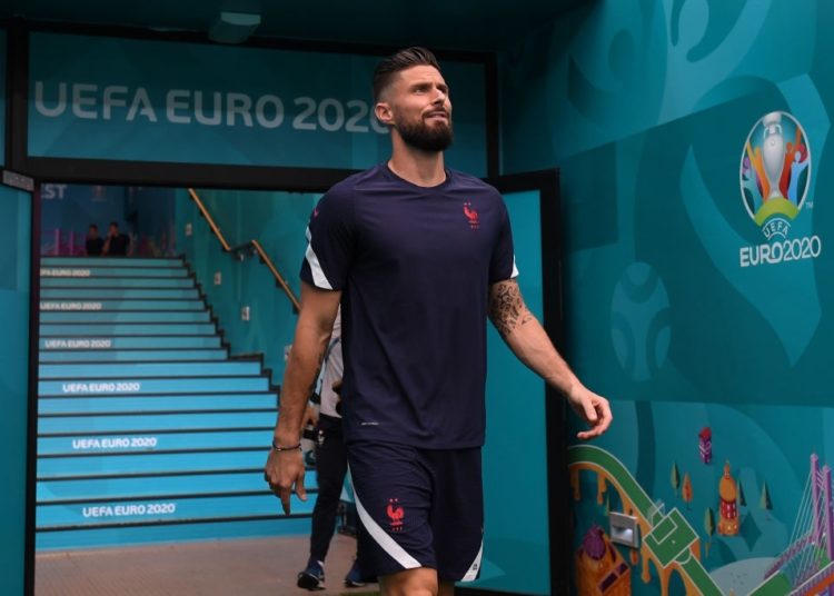 CM: Olivier Giroud expected to arrive to Milan this Thursday