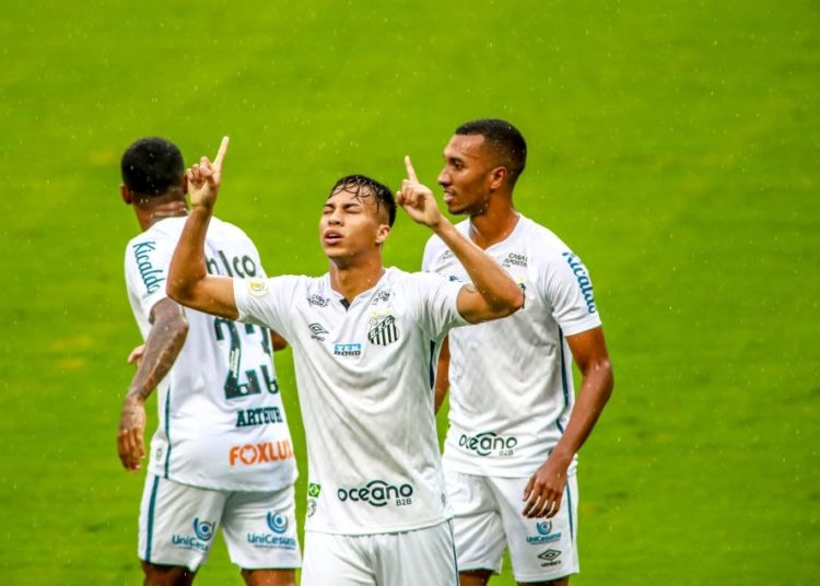 SportMediaset: Serie A rivals Juventus overtake AC Milan in race to sign Kaio Jorge