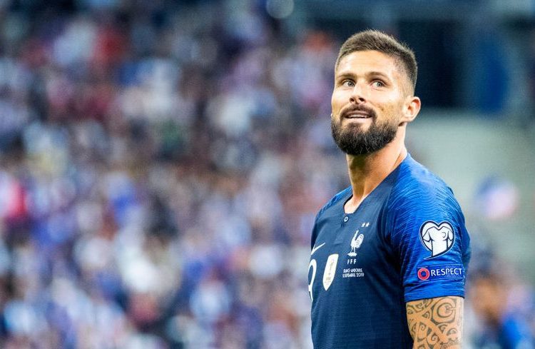 Sky: Giroud set to join Milan but not for free