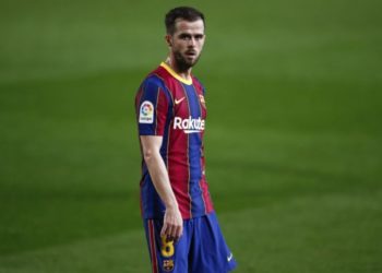 Mundo Deportivo: Barcelona ready to cancel Pjanic’s contract