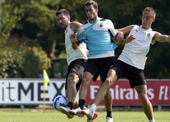 Milan First Team trains with the Primavera