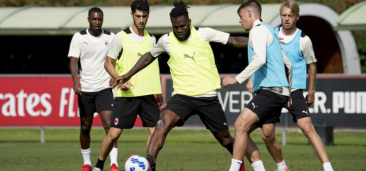 Franck Kessie of AC Milan in group training