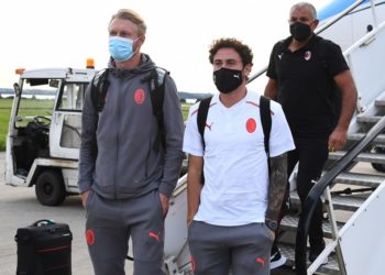 Simon Kjaer Davide Calabria AC Milan