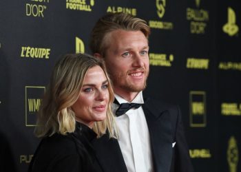 Simon Kjaer and his wife