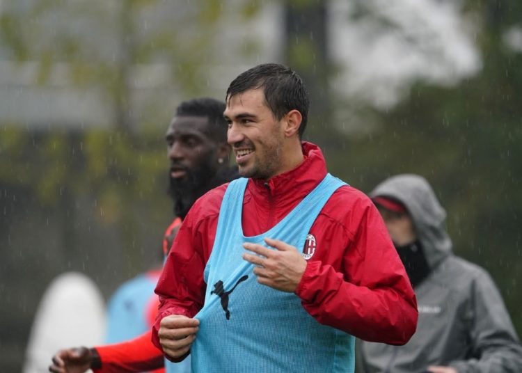 Alessio Romagnoli of AC Milan