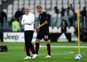 Stefano Pioli and Simon Kjaer