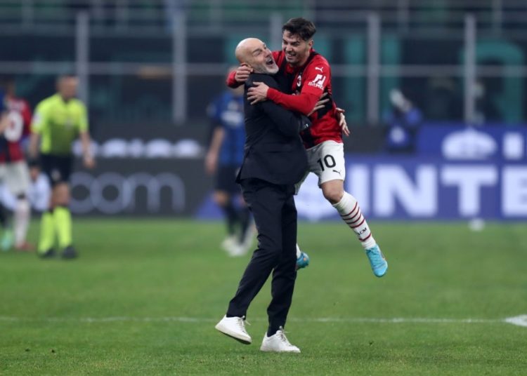 Stefano Pioli and Brahim Diaz of AC Milan