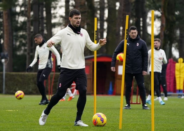 Alessio Romagnoli of AC Milan