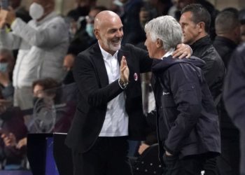 Stefano Pioli of AC Milan and Gian Piero Gasperini of Atalanta