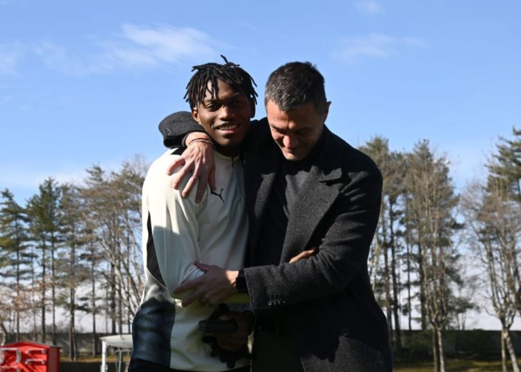 Paolo Maldini and Rafael Leao of AC Milan