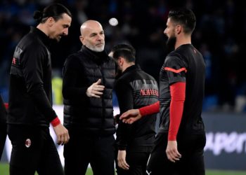 Zlatan Ibrahimovic, Stefano Pioli and Olivier Giroud of AC Milan