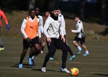 Pierre Kalulu and Alessio Romagnoli of AC Milan