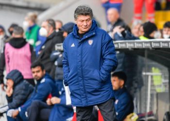 Walter Mazzarri of Cagliari