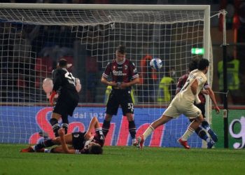 AC Milan's Davide Calabria scores vs Bologna