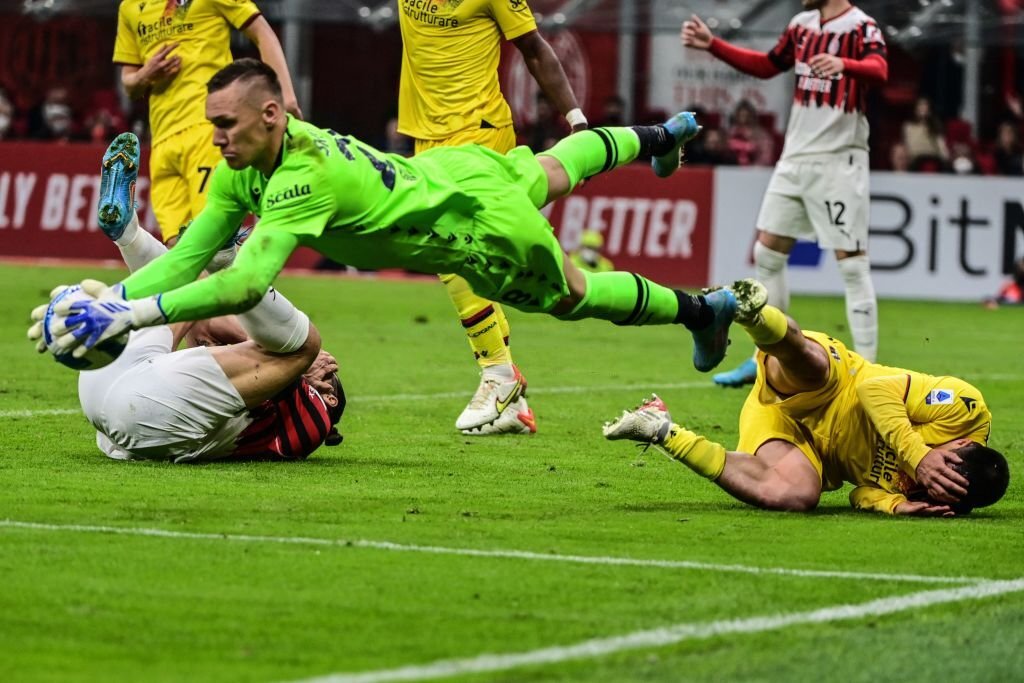 Lukasz Skorupski of Bologna
