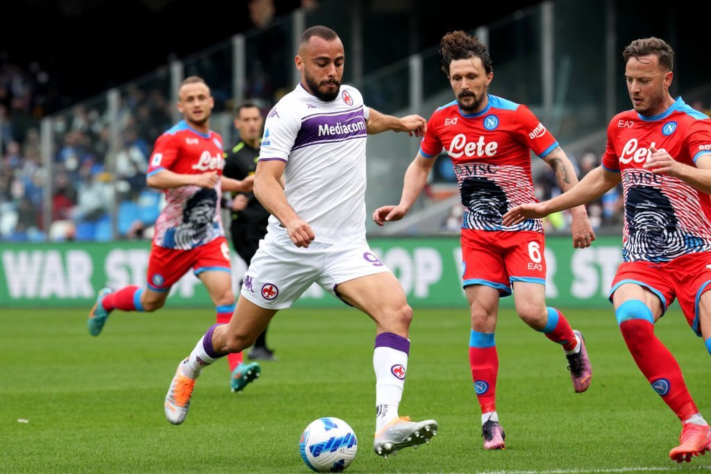 Arthur Cabral of Fiorentina vs Napoli