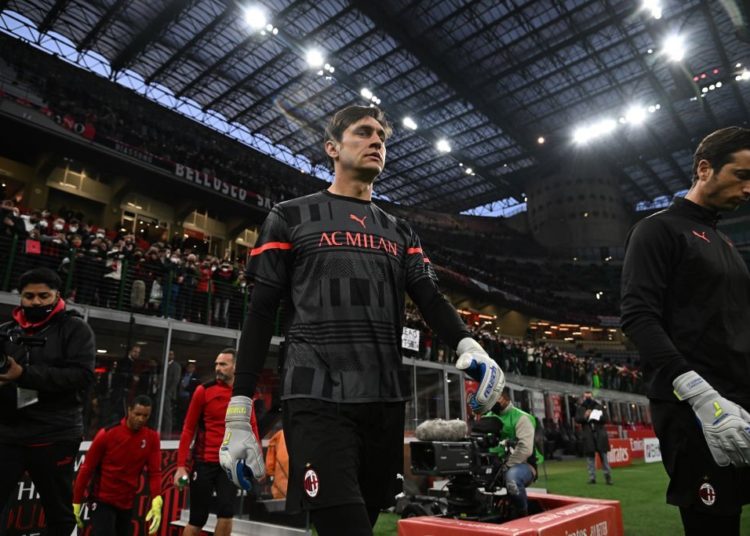 Ciprian Tatarusanu of AC Milan