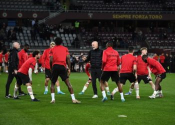 Stefano Pioli and AC Milan players
