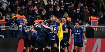 Inter players celebrate vs AC Milan