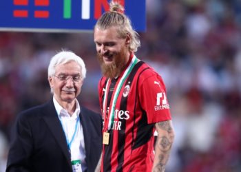 ac milan simon kjaer