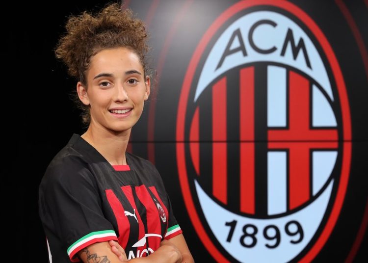 Official: Angelica Soffia signs signs with AC Milan on a contract until 2024