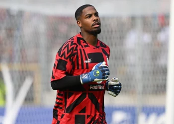 Mike Maignan of AC Milan