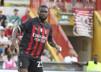 Fikayo Tomori ac milan