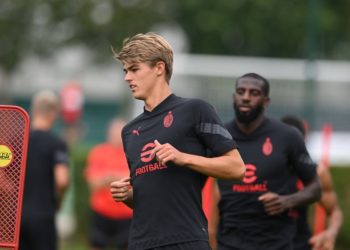 Charles De Ketelaere AC Milan