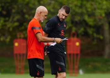 Ante Rebic Stefano Pioli AC Milan