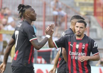 Ismael Bennacer Rafael Leao AC Milan