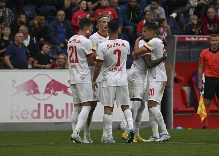 RB Salzburg players celebrate