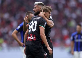 Charles De Ketelaere Olivier Giroud AC Milan