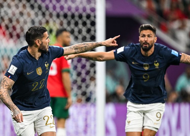 Theo Hernandez and Olivier Giroud