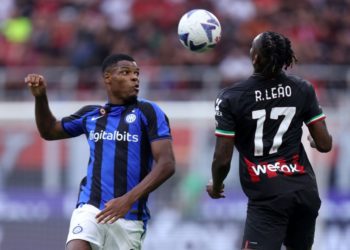 Inter's Denzel Dumfries AC Milan's Rafael Leao