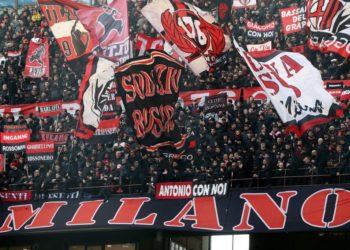AC Milan fans