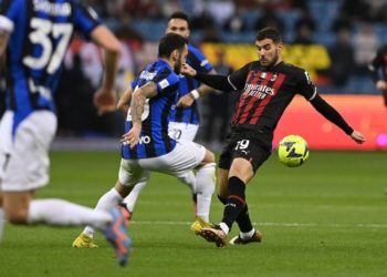 Theo Hernandez Hakan Calhanoglu