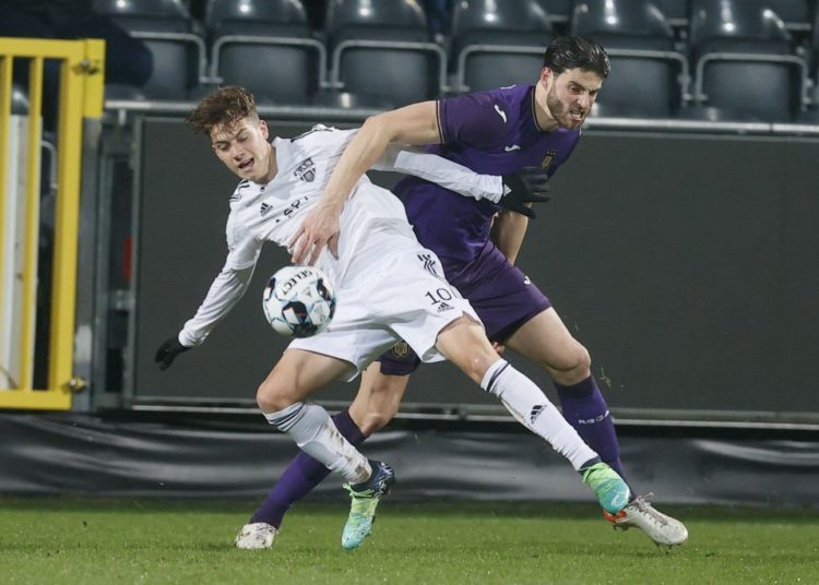 Giannis Konstantelias